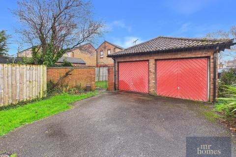 undefined, Walton Place, Grangetown, Cardiff, CF11