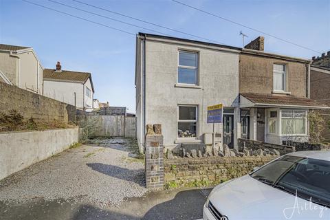 2 bedroom end of terrace house for sale, Llewelyn Street, Swansea