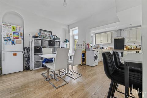 2 bedroom end of terrace house for sale, Llewelyn Street, Swansea