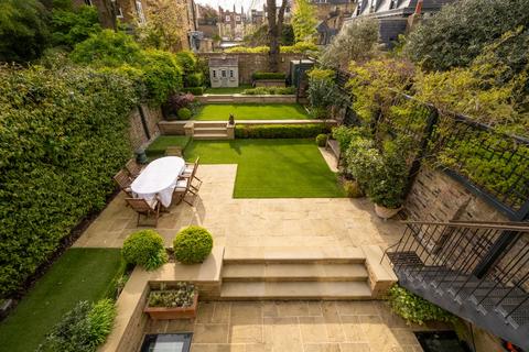 undefined, Addison Avenue, London, W11