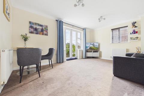 2 bedroom flat for sale, Fairfield Crescent, Great Ashby, Stevenage SG1