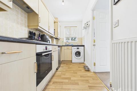 2 bedroom flat for sale, Fairfield Crescent, Great Ashby, Stevenage SG1