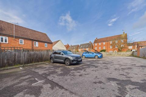 2 bedroom flat for sale, Fairfield Crescent, Great Ashby, Stevenage SG1