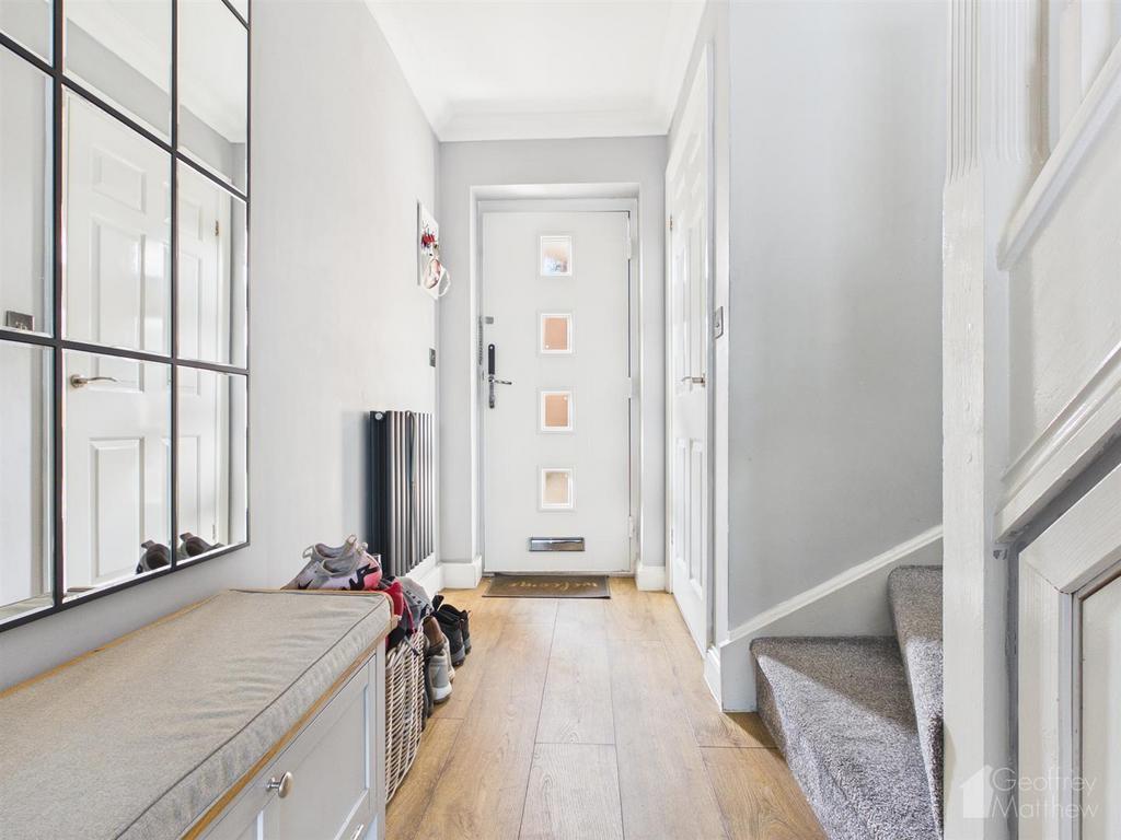 CAM02365 G0-PR0429-STILL007.jpg