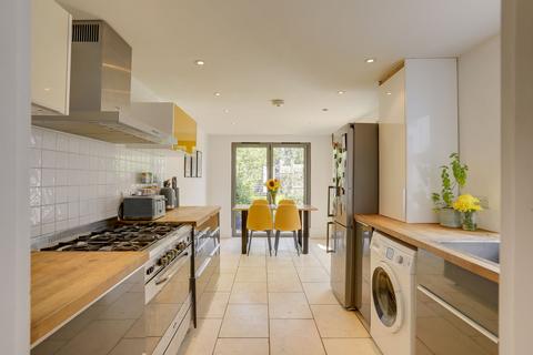 undefined, Engleheart Road, Catford, SE6