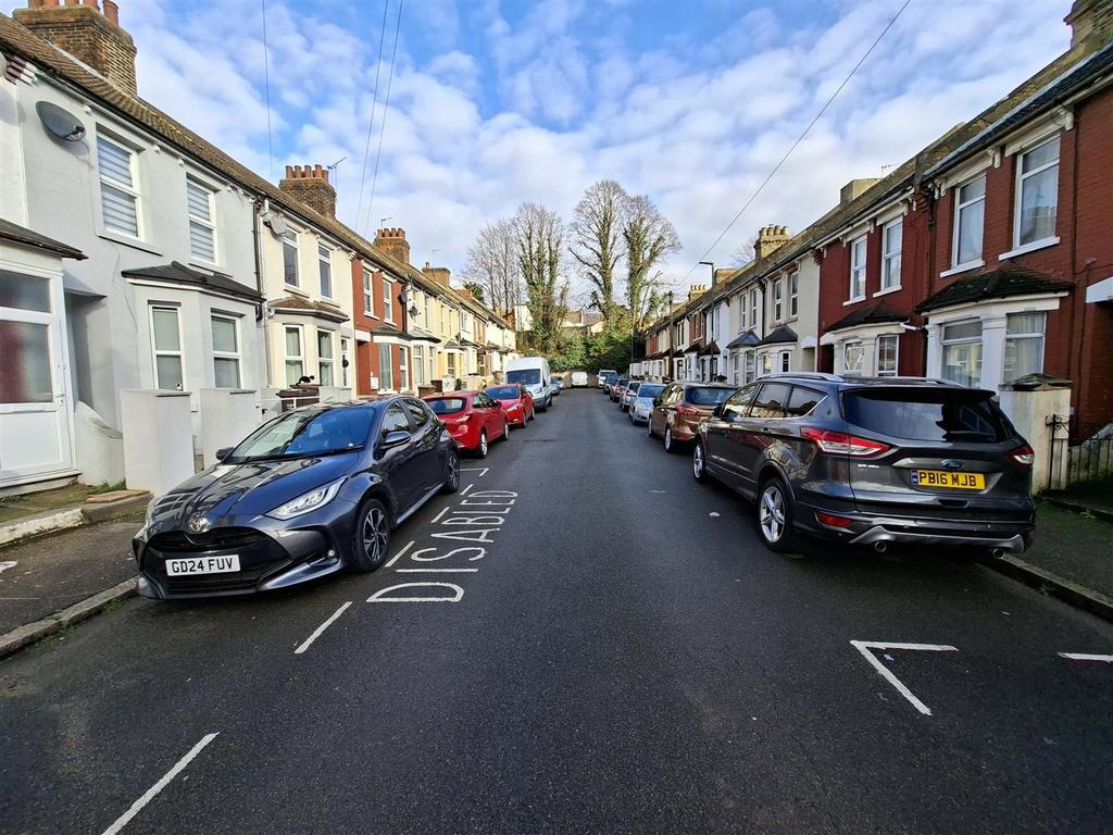 Cecil Avenue