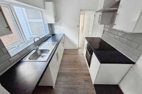 3 bedroom terraced house for sale, Cecil Avenue, Rochester