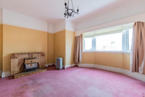 3 bedroom end of terrace house for sale, Redlands Road, Penarth CF64