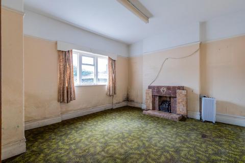 3 bedroom end of terrace house for sale, Redlands Road, Penarth CF64