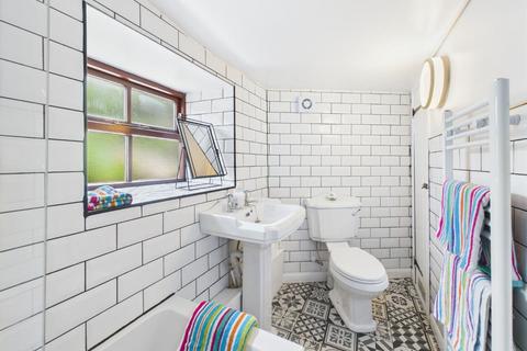 undefined, Wash Green, Matlock DE4