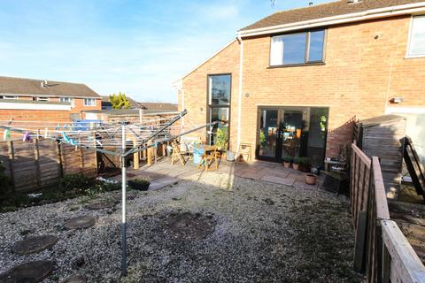 3 bedroom end of terrace house for sale, Burrows Close, Leamington Spa, CV31