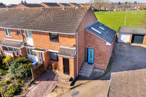 3 bedroom end of terrace house for sale, Burrows Close, Leamington Spa, CV31