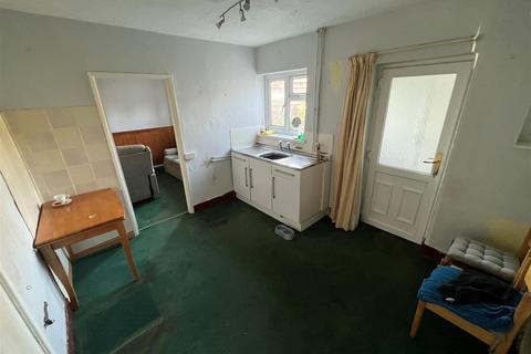 3 bedroom end of terrace house for sale, Jessie Road, Aldridge