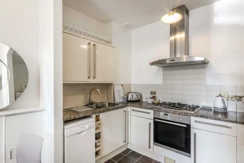 1 bedroom flat to rent, Clapham Road, London SW9