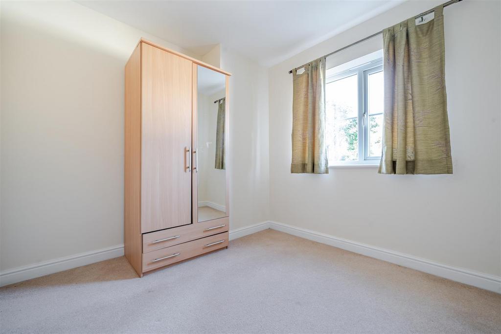 Bedroom 2.jpg