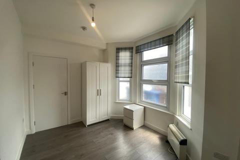 undefined, Horn Lane, London W3