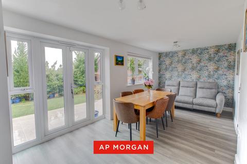 4 bedroom detached house for sale, Patch Street, Bromsgrove, Worcestershire, B61