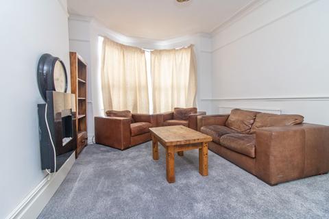 4 bedroom terraced house for sale, Cavendish Road, Leicester, LE2