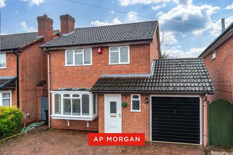 3 bedroom detached house for sale, Lynden Close, Bromsgrove, Worcestershire, B61