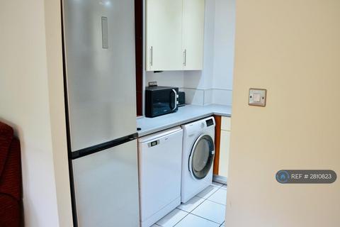 2 bedroom flat to rent, The River Buildings, Leicester, LE3