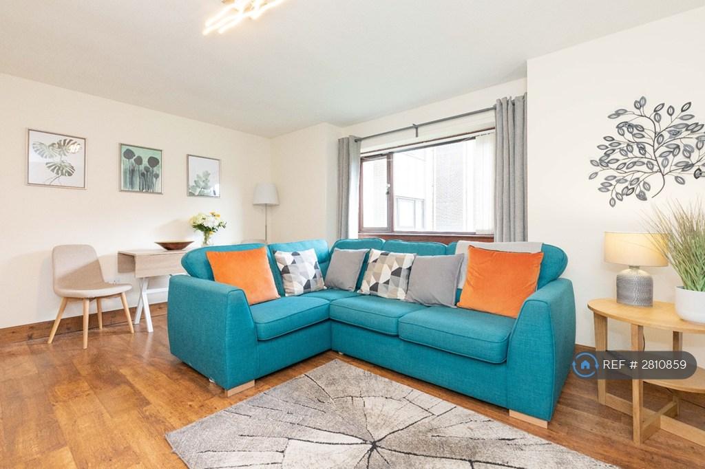 Spacious Lounge