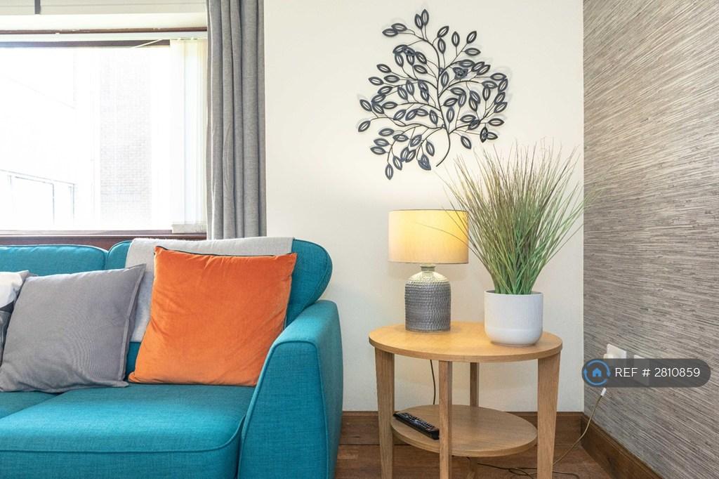 Spacious Lounge
