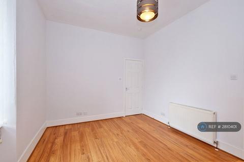 undefined, Hardgate, Aberdeen, AB11