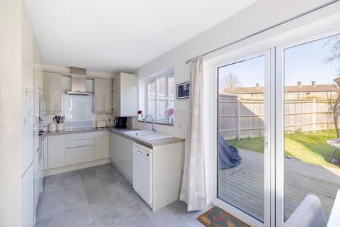 undefined, Mansfield Drive, Merstham, RH1
