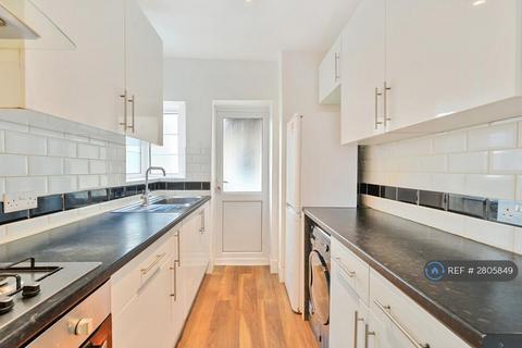 undefined, London Road, Thornton Heath, CR7