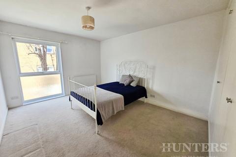2 bedroom flat for sale, Lesley Court, 2 Harcourt Road, Wallington