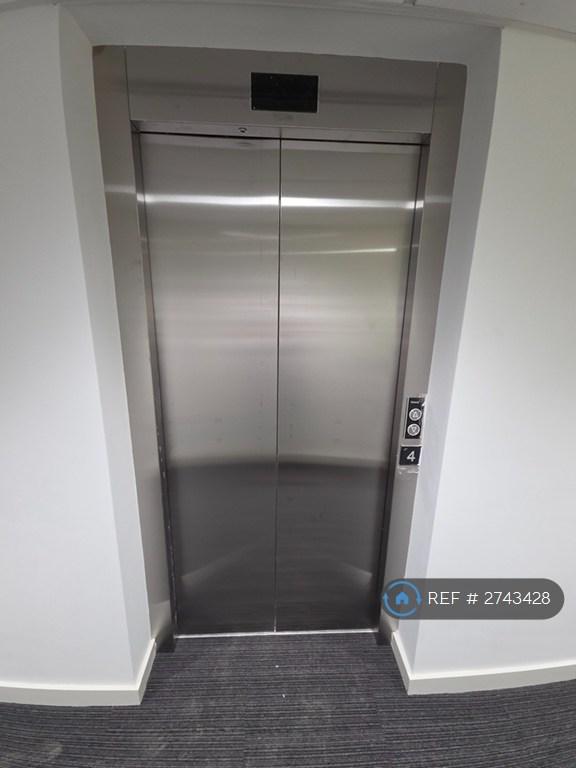 Common Lift