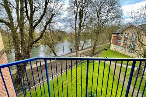 2 bedroom flat for sale, Lords Place, Knights Field, Luton, Bedfordshire, LU2 7LD