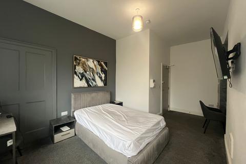 undefined, Priestgate, PETERBOROUGH PE1