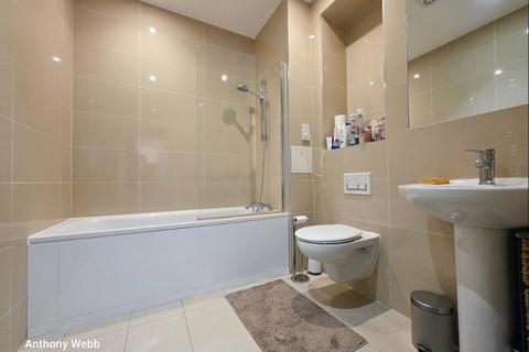 1 bedroom flat to rent, Sydney Road, Enfield