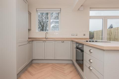 4 bedroom semi-detached house for sale, 6 Mackintosh Road, Crossgates, Leeds