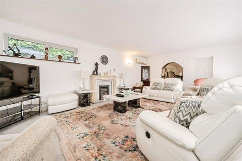 undefined, Poplar Close, Leighton Buzzard, Bedfordshire, LU7
