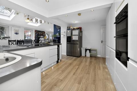 undefined, Falklands Close, Lincoln, LN1