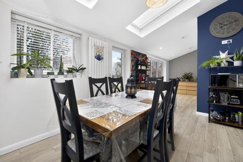 undefined, Falklands Close, Lincoln, LN1