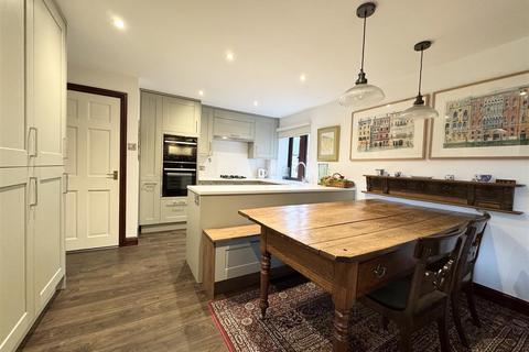 undefined, King Street, Skelmanthorpe, Huddersfield, HD8 9DY