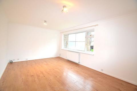 undefined, Glyn Close, Crystal Palace SE25