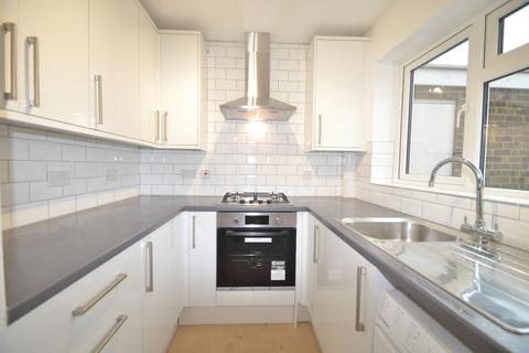 4 bedroom detached house to rent, Glyn Close, Crystal Palace SE25