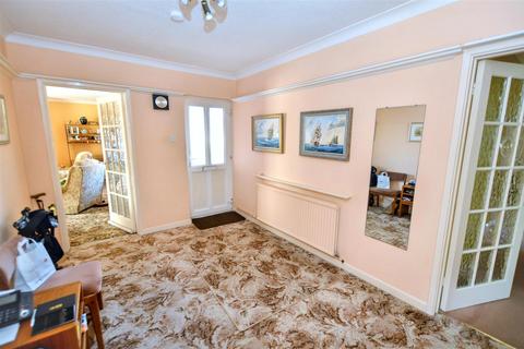 undefined, Edgebrook, Sheringham