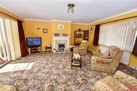 undefined, Edgebrook, Sheringham