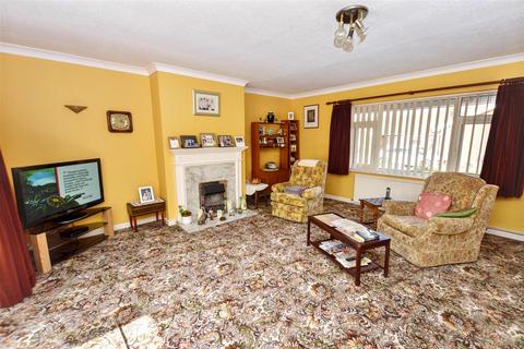 undefined, Edgebrook, Sheringham