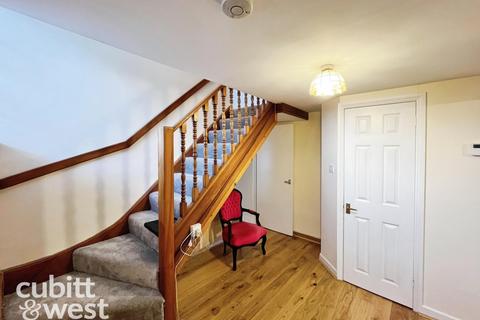 undefined, AVAILABLE WITH NO DEPOSIT OPTION North Street Bedhampton PO9