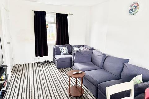 4 bedroom semi-detached house to rent, Lyon Park Avenue, Wembley