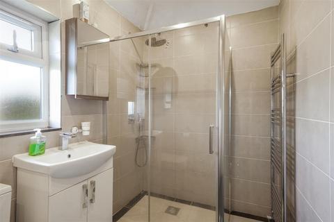 4 bedroom semi-detached house to rent, Lyon Park Avenue, Wembley