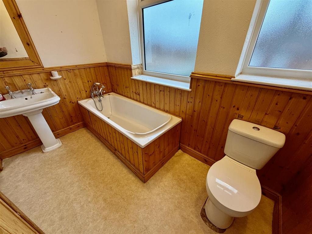 Bathroom/w.c.