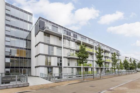Chadwell Lane, London, N8