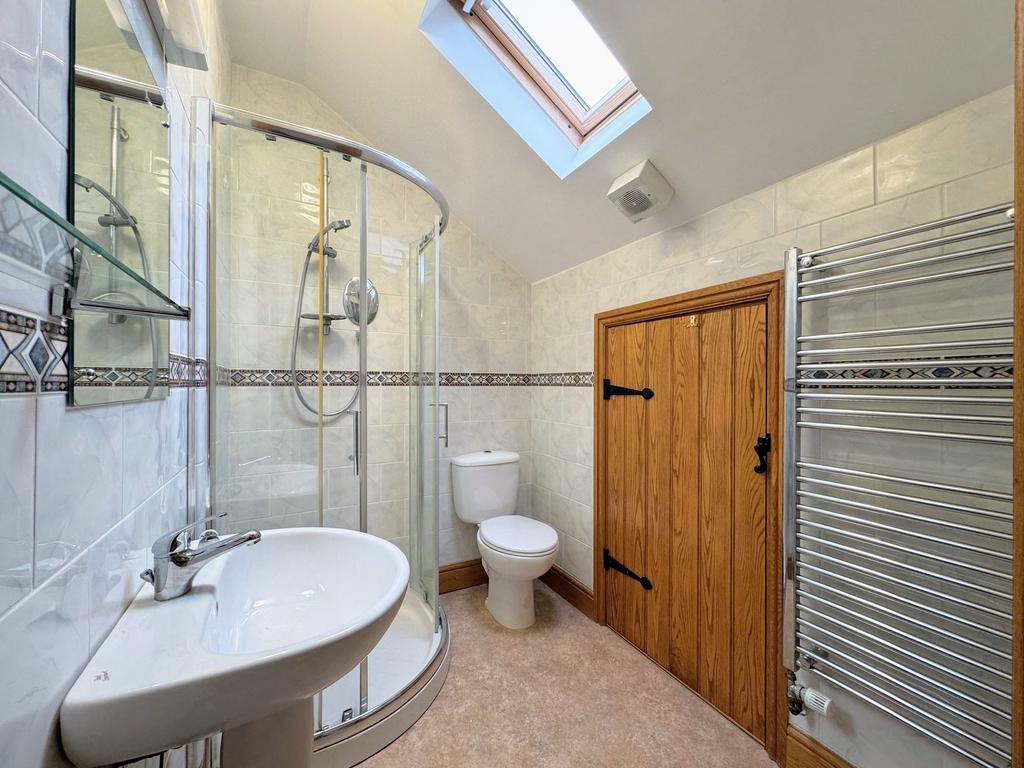 Ensuite - Bedroom 1